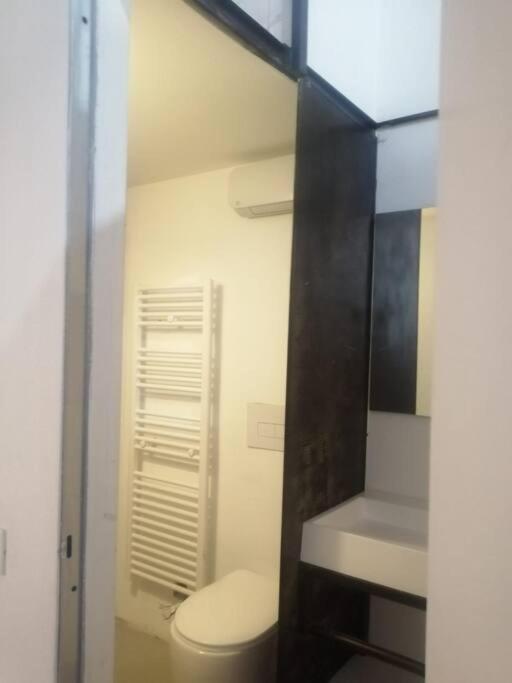 Ferienwohnung Bed And Bike - Bergamo Loft Exterior foto